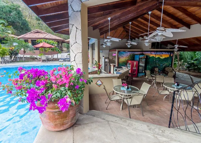 Casa Connie Lodge *